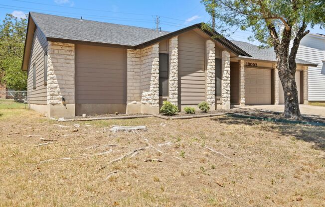 4Bed / 2Bath House Rental Just Minutes to the Domain and Downtown