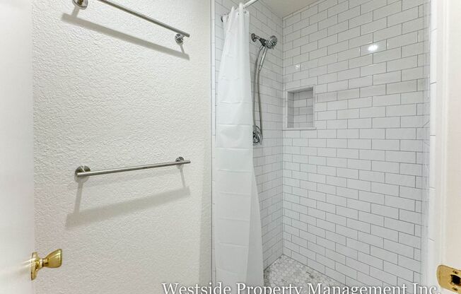 Studio, 1 bath, 267 sqft, $1,500, Unit 106