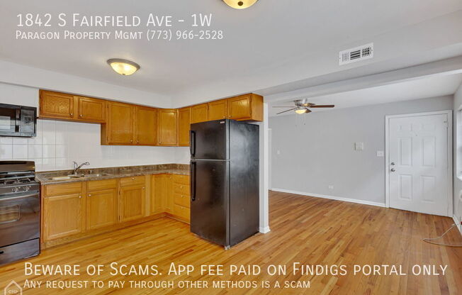 1842 S FAIRFIELD AVE