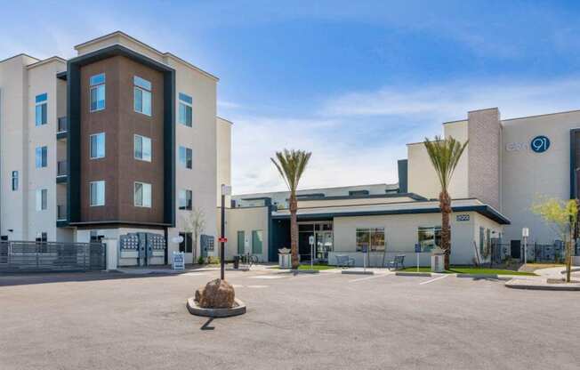 Apartment building exterior at Glen 91 Apartments in Glendale, AZ