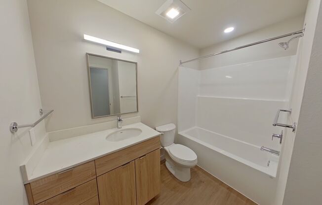 Studio, 1 bath, 314 sqft, $1,250, Unit 206