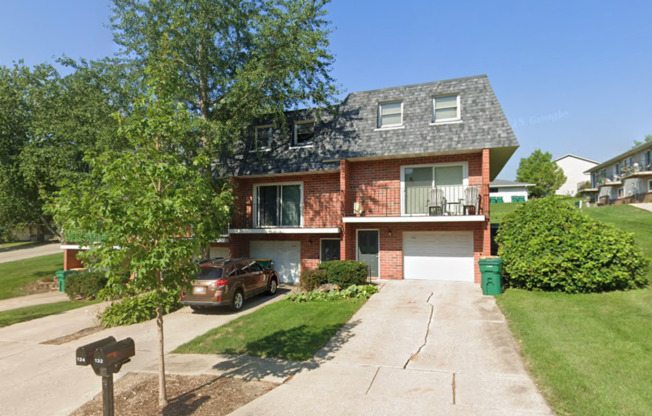 Maple Court
