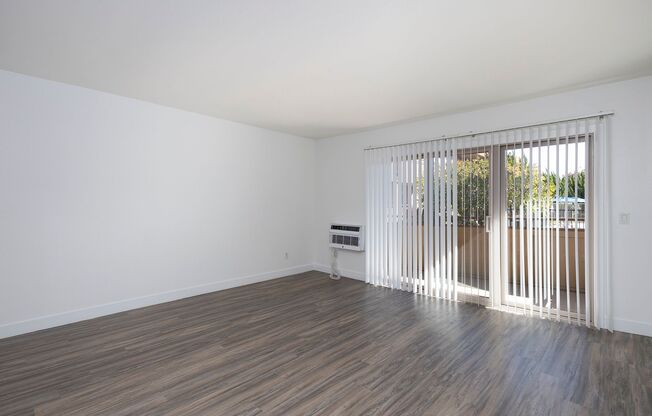 2 beds, 2 baths, 1,027 sqft, $2,495, Unit B-19