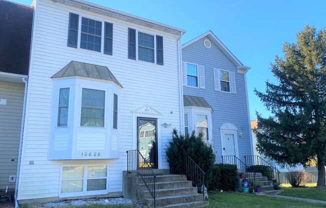 Amazing 4 BR/3.5 BA Townhome in Upper Marlboro!