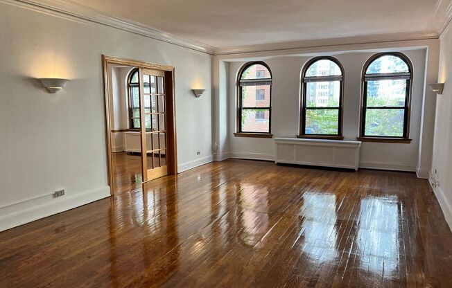 3 beds, 2.5 baths, 2,100 sqft, $3,960, Unit 431-02A