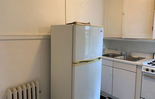 Studio, 1 bath, $825, Unit 312