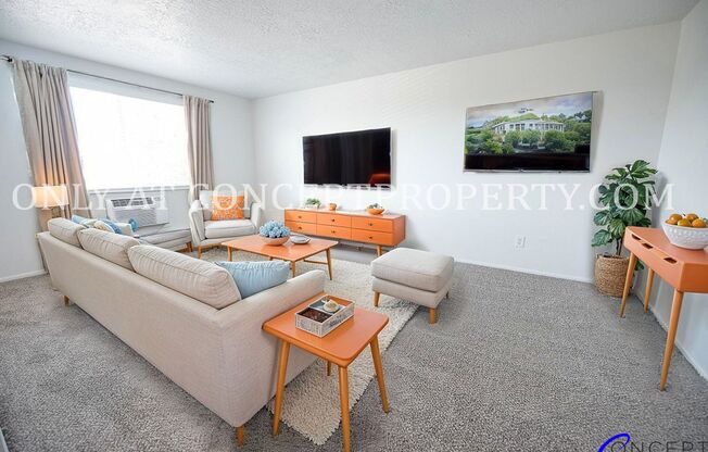 2 beds, 1 bath, 840 sqft, $1,124, Unit 24