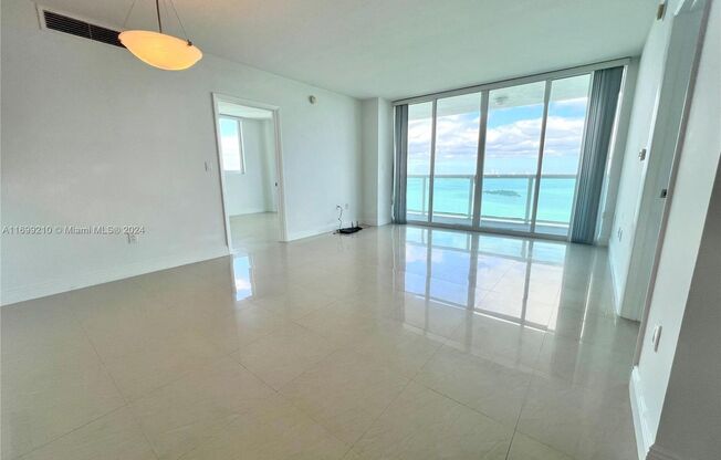 2 beds, 2 baths, 1,154 sqft, $4,800, Unit 1800 N Bayshore Dr # 24-09 (A11699210)