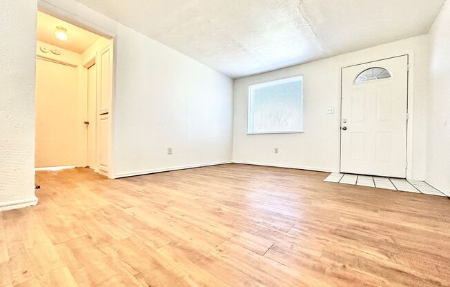 2 Bed 1 Bath Del City Schools * Cant Beat This Price*