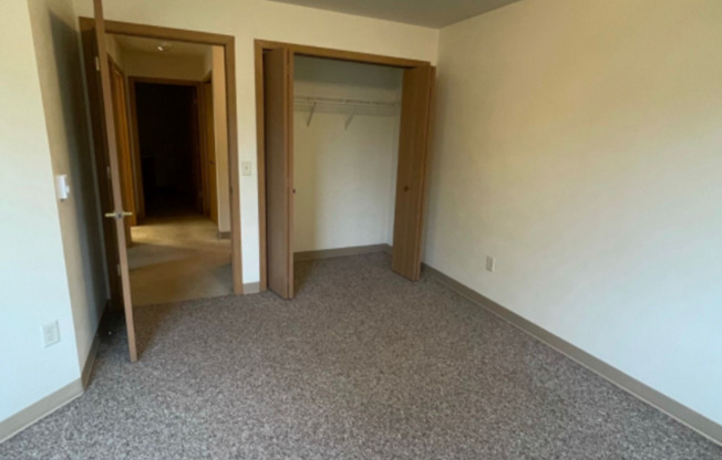 3 beds, 2 baths, 1,200 sqft, $1,400, Unit TE218X-241