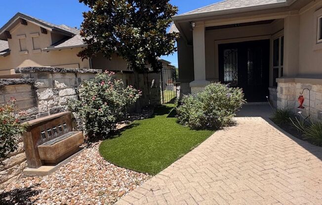 3 Bedroom 3 Bathroom Georgetown Home
