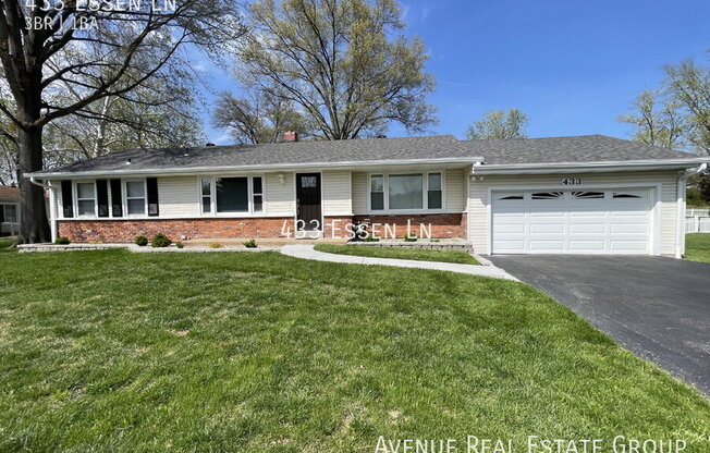 433 ESSEN LN