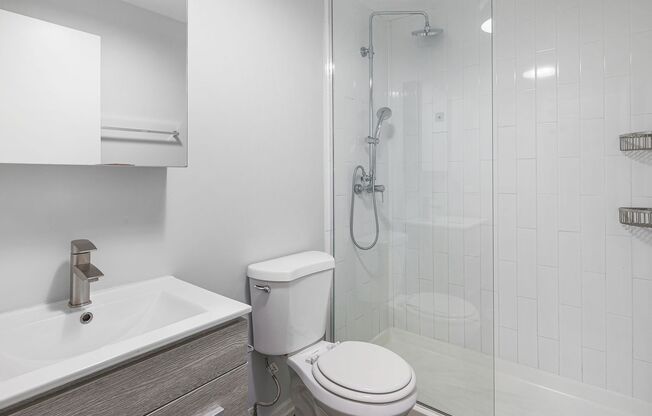 Studio, 1 bath, 201 sqft, $1,250, Unit 213