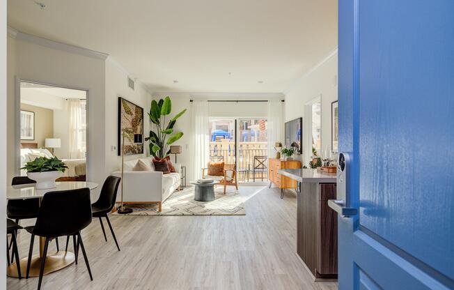 2 Bdrm-1.jpg