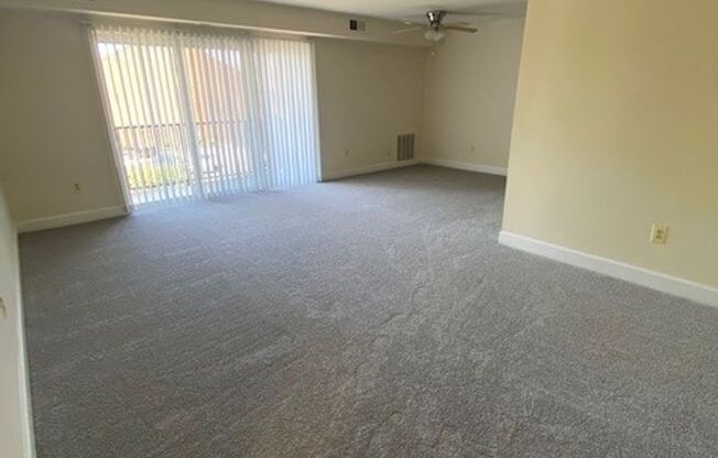 3 beds, 2 baths, 1,300 sqft, $2,200, Unit 3351 #203