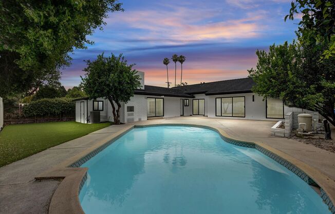 BEAUTIFULLY REMODELED, 5BD/4BA ENTERTAINER'S HOME W/ SPRAWLING OUTDOOR SPACE W/ POOL IN DESIRABLE NEIGHBORHOOD MINS TO EVERYTHING!