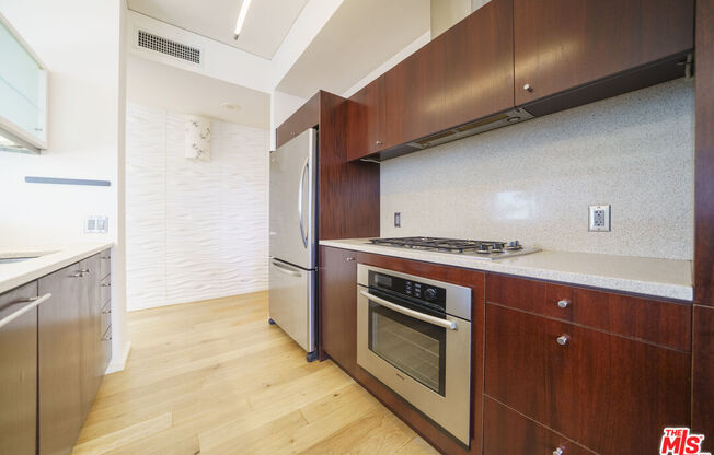 1 bed, 1.8 baths, 1,400 sqft, $3,990, Unit 817