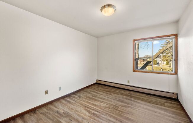 2 beds, 1 bath, $1,219.99, Unit 1143-02
