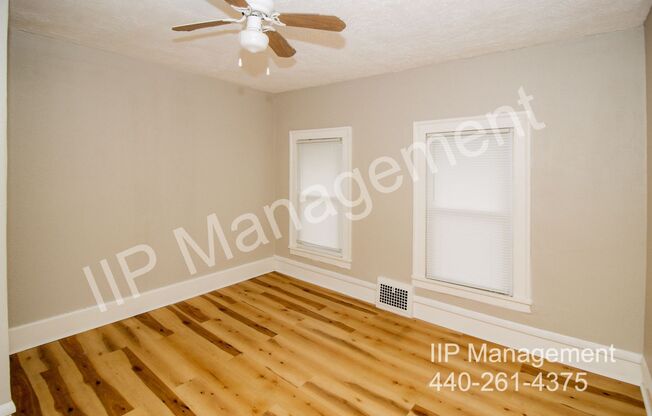 579 BROADWAY AVE