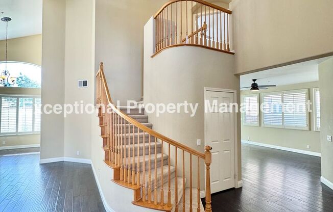 Ready to move in 4 bedroom 3 bath home with a loft and 3 car garage!