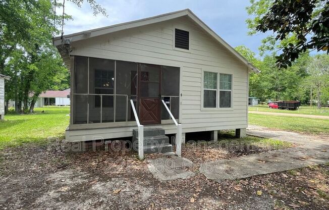 3026 BALIS DR