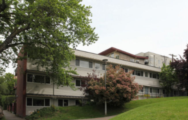 Sennett Apartments