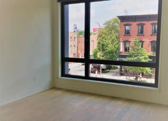 550 VANDERBILT AVE