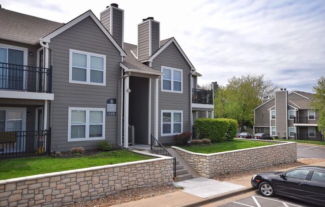 2 beds, 2 baths, 917 sqft, $1,550, Unit #610