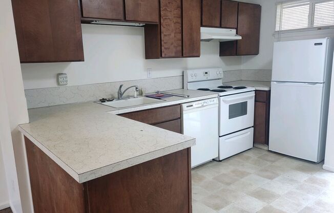 2 beds, 1 bath, $1,149, Unit #2