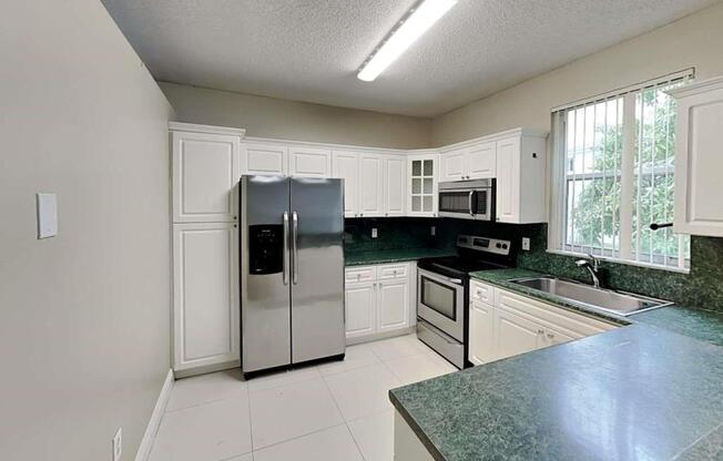 538 NW 157 LN