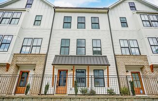 NEW TOWNHOME W/ ROOFTOP TERRACE @ 5West Terraces!