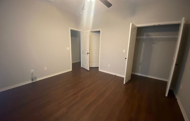 3 bed 3 bath house house Central Springfield