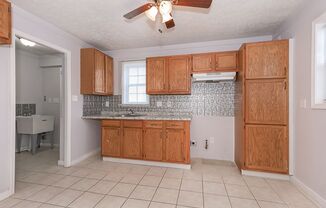 2 beds, 1 bath, $1,250