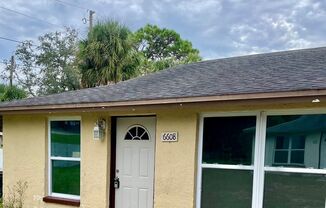 2/1 Close to Downtown New Port Richey