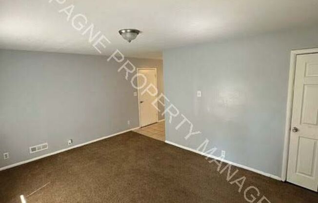 Single Family Home in Ruskin - All Vouchers Accepted