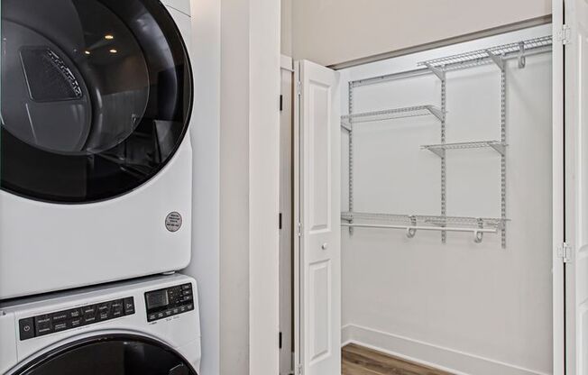 Studio, 1 bath, 385 sqft, $1,699, Unit 209