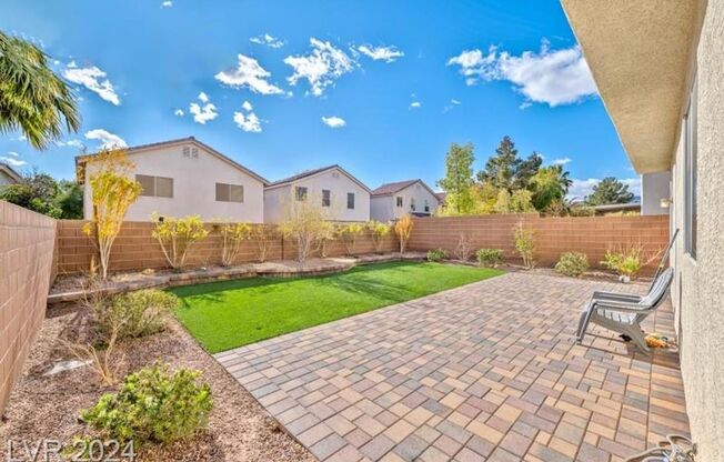4 Bedroom For Rent! Near Durango Station