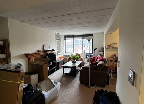 2 beds, 2 baths, 1,100 sqft, $3,500, Unit 411