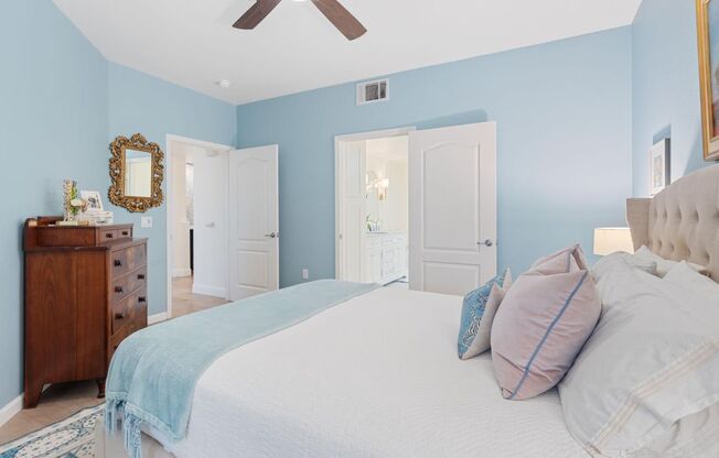 2 beds, 2 baths, $2,400