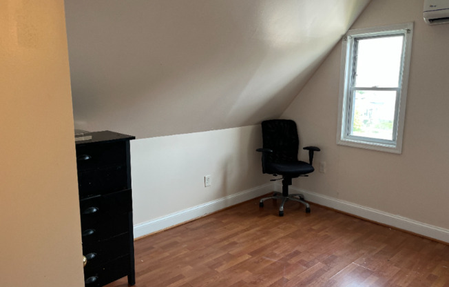 3220 BRIGHTWOOD AVE