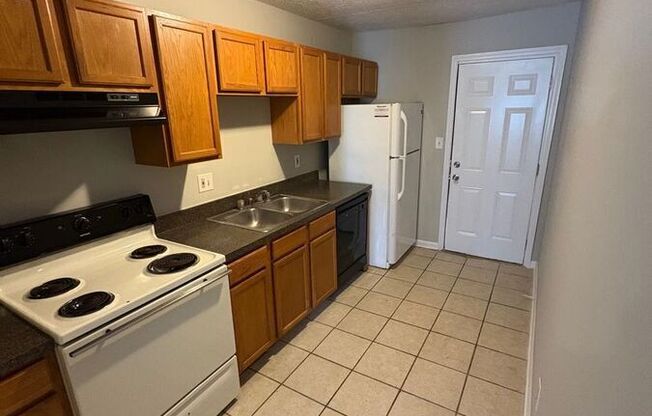 2824 RYAN CIR