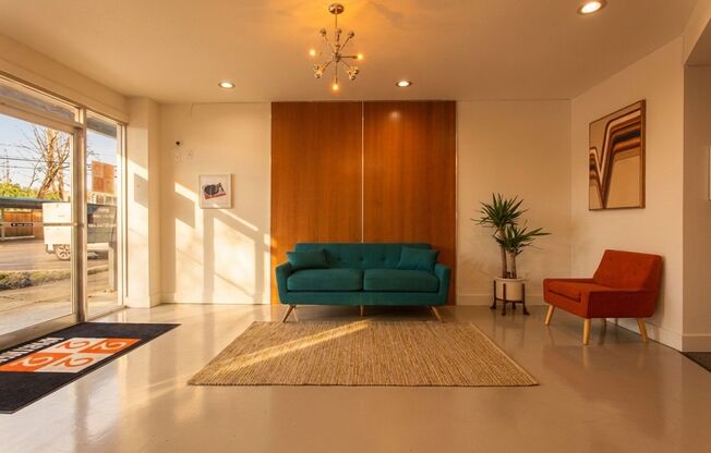 2 beds, 1.5 baths, 728 sqft, $1,550, Unit 308