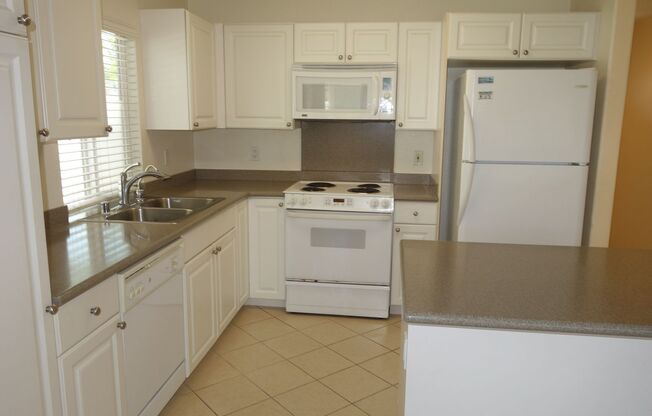 Available Now!  Beautiful 4 BD / 3 BA House in Ocean Pointe!