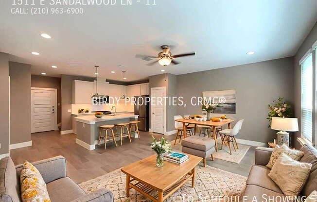 1511 E SANDALWOOD LN