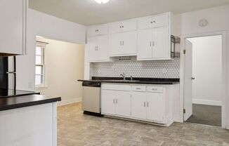 2 beds, 1 bath, $1,750