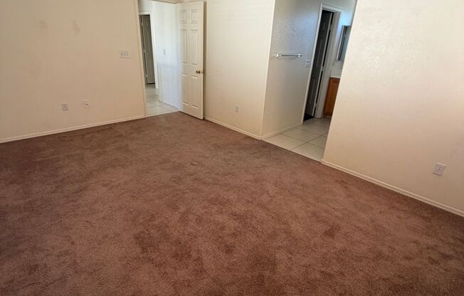 3 beds, 2.5 baths, $1,900