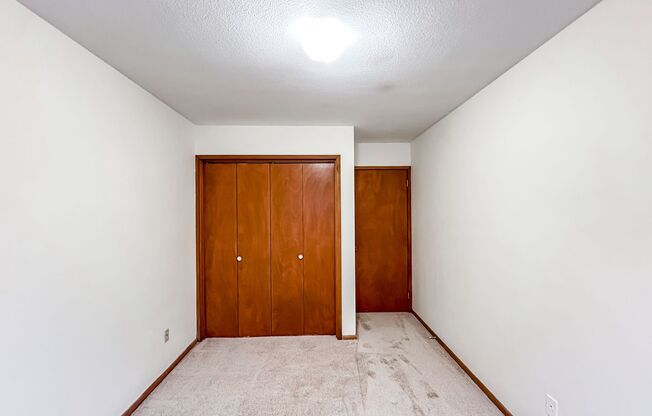 2 beds, 1.5 baths, 750 sqft, $1,250, Unit 107