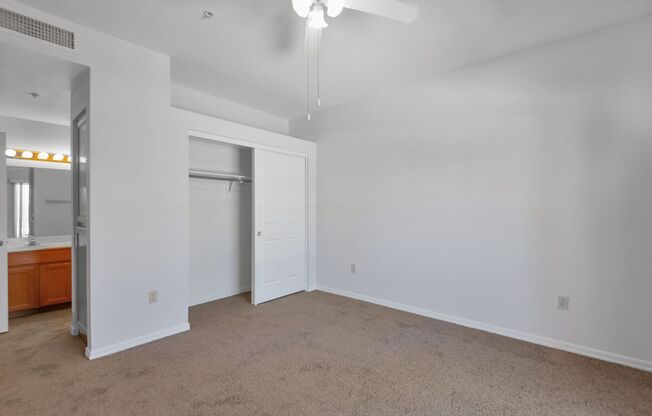 2 beds, 2 baths, $2,125, Unit # 209