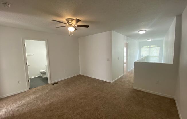 3 beds, 2.5 baths, $1,690