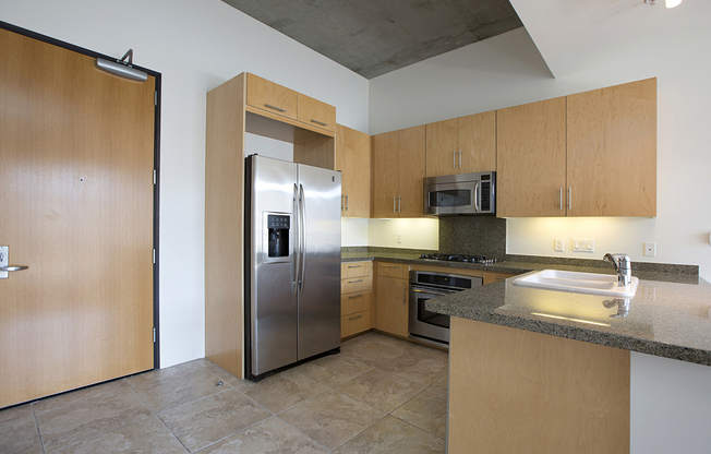 NEW FLOORS! Spacious 2 Bedroom 2 Bathroom at M2i in Downtown San Diego